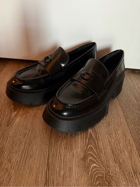 Coach Black Patent Platform Loafers with Signature Logo US8.5